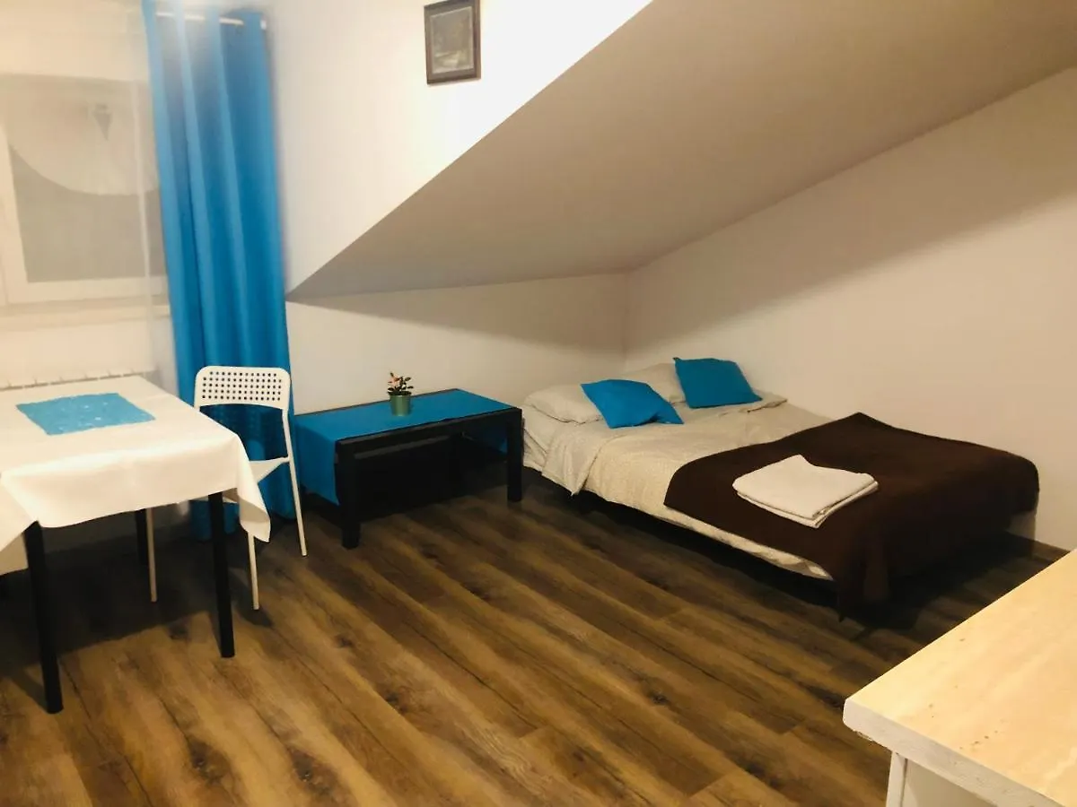 Kornlex Pokoje Goscinne Z Aneksem Kuchennym Warsaw Homestay
