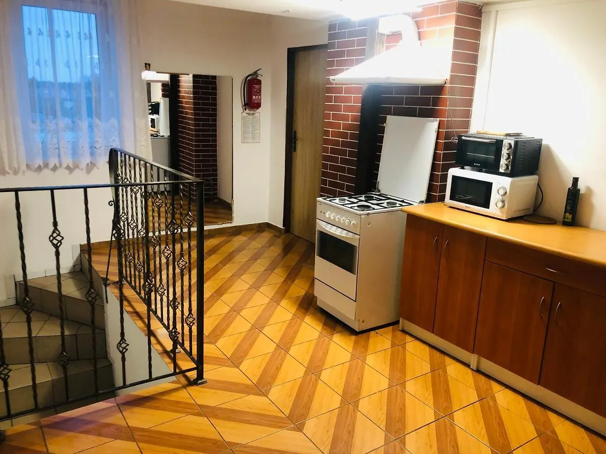 Kornlex Pokoje Goscinne Z Aneksem Kuchennym Warsaw Homestay