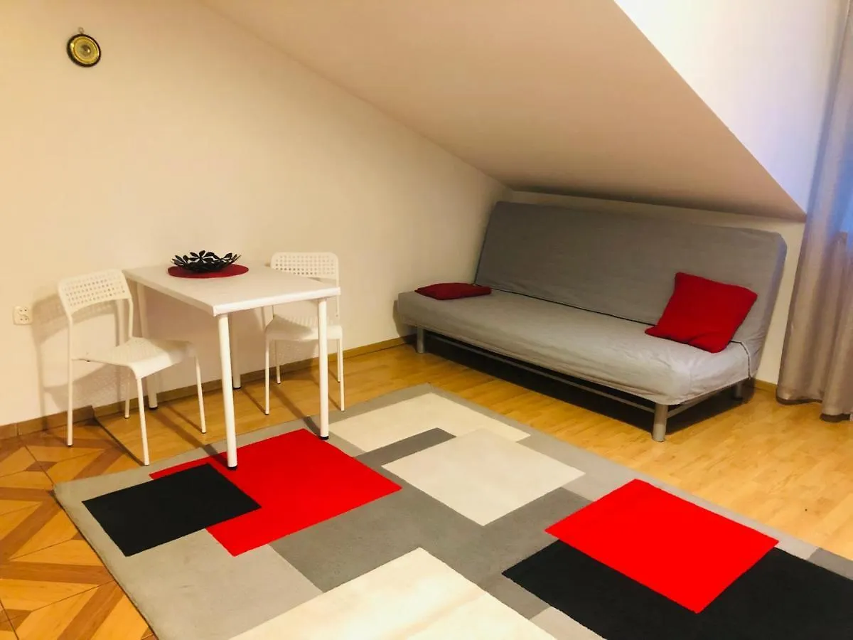 Homestay Kornlex Pokoje Goscinne Z Aneksem Kuchennym Warsaw Poland